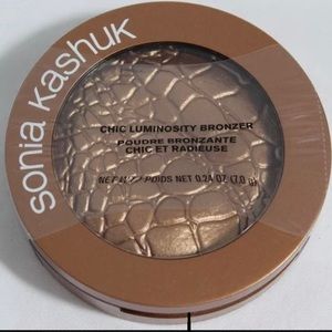 Pack of 2 Sonia Kashuk Chic Luminosity Bronzer